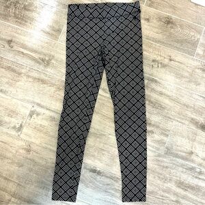 Victoria’s Secret Pink Patterned Leggings Womens Size Small Stretch Casual Basic